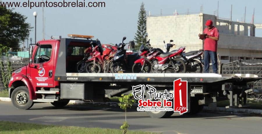 La dirección de tránsito refuerza operativos de motos y taxis en la capital del estado