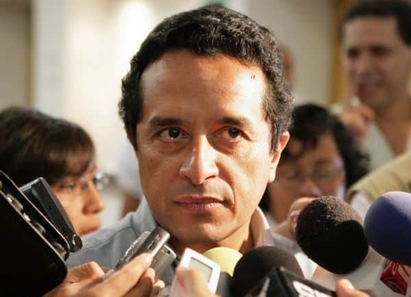 Carlos Joaquín se “cuadra” con el Gobernador Beto Borge