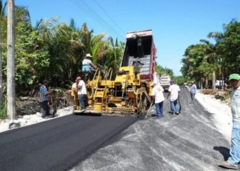 Anuncia Abuxapqui 27.5 millones más para pavimentación