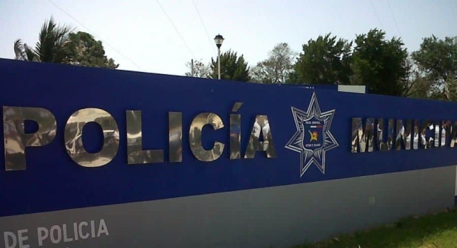 Las faldas mandan en la policía municipal de Othón P. Blanco?