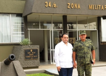Se Reúnen El Gobernador Roberto Borge Y El General Anastacio García Rodríguez