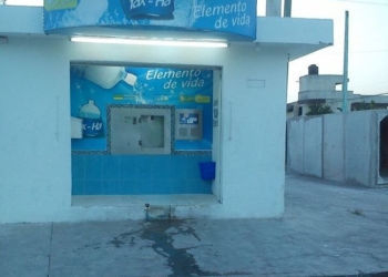 Representan riesgo para la salud expendios automáticos de agua purificada