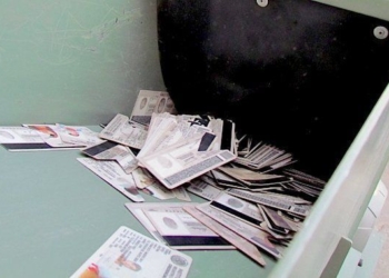 Audio nota: Más De 340 Mil Pesos Tirados A La Basura Por La Destrucción De Credenciales