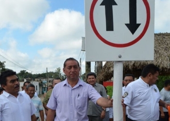 Pendejo quedó Mac Pato frente al presidente municipal de José María Morelos, Juan Parra López