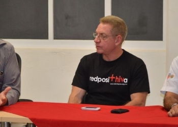 Entrega presidente de red positiva en Quintana Roo tres propuestas al congreso local