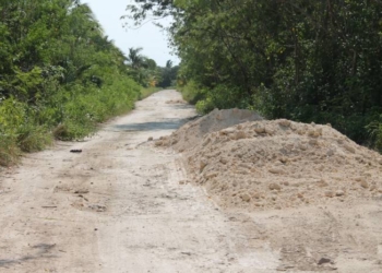 Caminos saca cosechas de la zona cañera aun sin ser rehabilitados