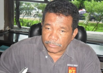 Hernán Villatoro; como gata boca arriba