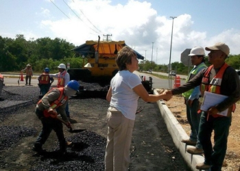 Supervisa Laura Beristain Construcción De Domos Y Pavimentación