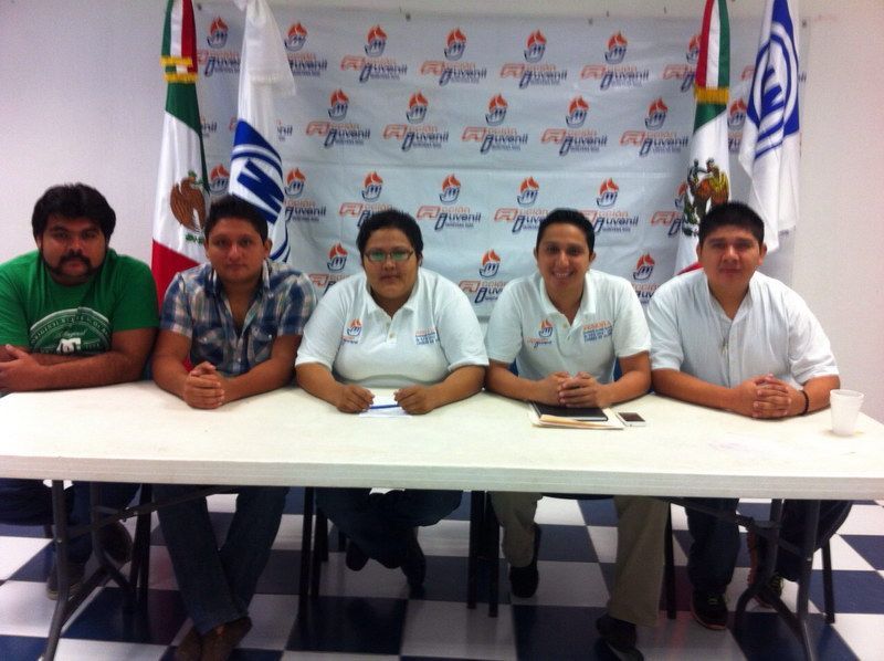 “Los Panuchos” se suman a la tarea de recolección de víveres
