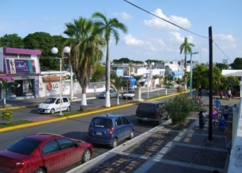 Remodelación de la Avenida Héroes no contempla espacios de estacionamiento: José Hadad Estefano