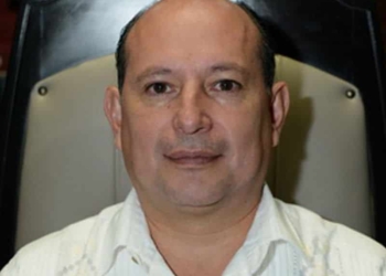 Mario Machuca deja vestidos  y alborotados a los habitantes de Puerto Morelos y Nicolás Bravo