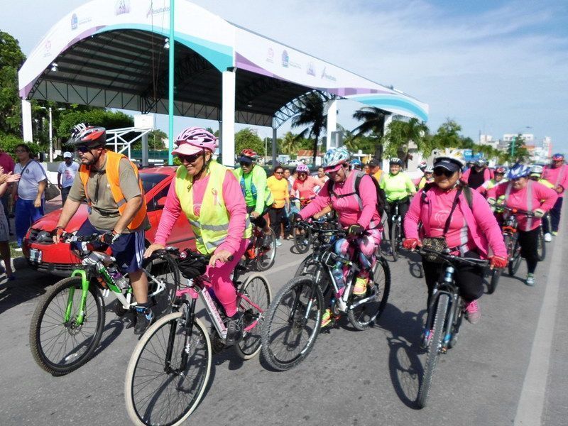 Dan banderazo a Rodada por las mujeres con cáncer