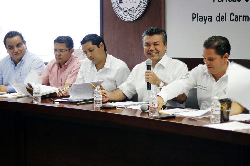 Aprueba Mauricio Góngora reglamentos, comités y comisiones que benefician a solidarenses