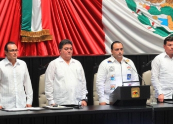 Celebran 40 aniversario de Quintana Roo como estado libre y soberano