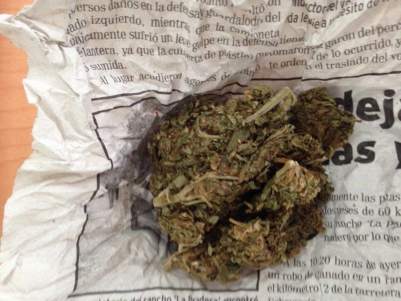 Lo detiene con “mota” a bordo de una moto
