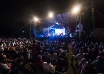 Magno festejo en Bacalar con el grupo Intocable por los 40 años de Quintana Roo
