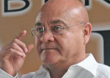 Ex alcalde de Cancún niega buscar dirigencia del PES