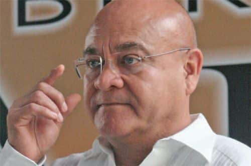 Ex alcalde de Cancún niega buscar dirigencia del PES