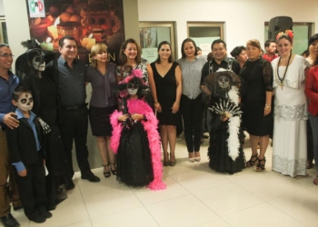 El PRI Recuerda A Sus Muertos, En El Tradicional Hanal Pixán