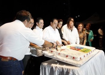 Quintana Roo, Estado Con Gran Futuro: Roberto Borge