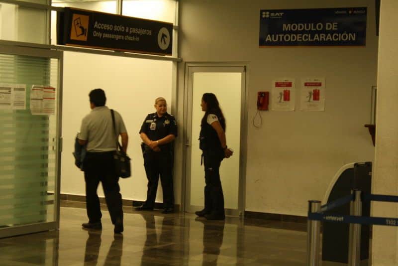 Agentes del SAT regresan a vigilar la “fayuca” al aeropuerto de Chetumal