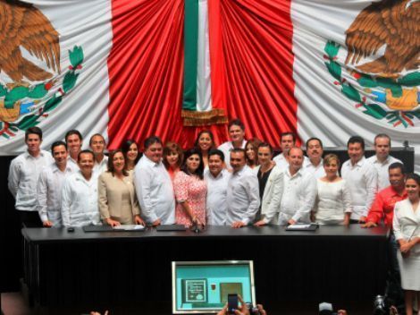 Variedad en la entrega de los informes de los diputados locales, pero todos buscando reflectores