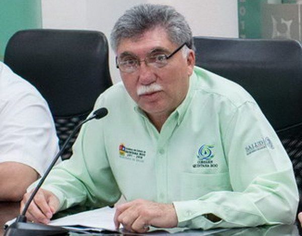 Inicia la pasarela de funcionarios estatales en el congreso local