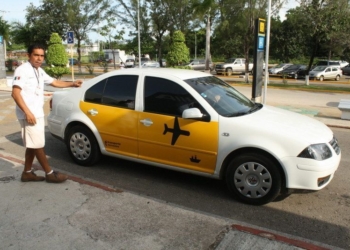 Renuncia personal de la empresa que presta servicio de transporte en aeropuerto de Chetumal