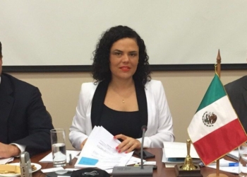 Preside en Chile el senador Félix González el panel sobre “iniciativas parlamentarias para la protección del medio ambiente”