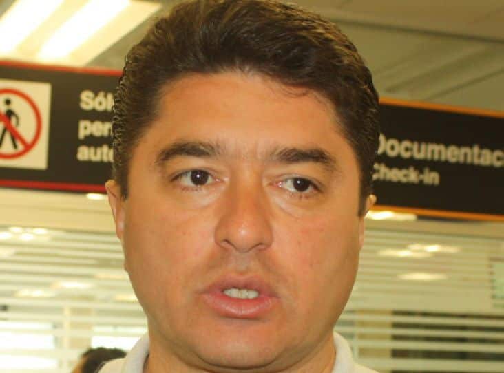 En 2016 llegarán más vuelos estadounidenses a QROO: Félix González