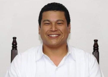 Regidor panista de OPB propone normar promoción de imagen de políticos por internet