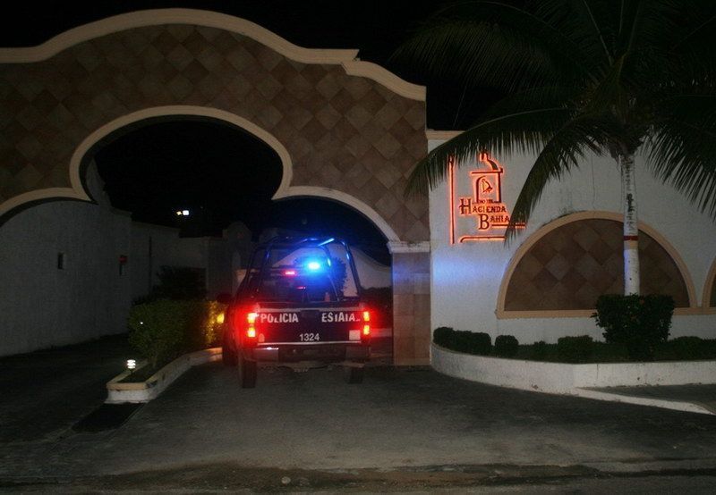 Acusan a dos sujetos que andaban en el taxi 0056, de robo en motel del Bulevar Bahía