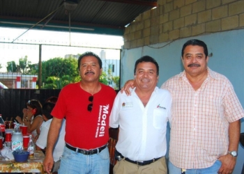 SOCIALES: Cumple un año más de vida Iván Blanco Fernández