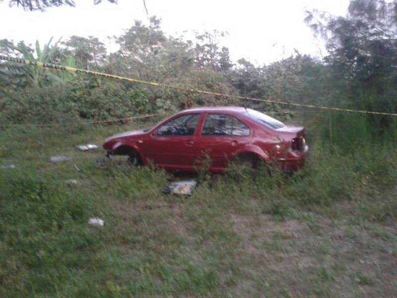 Recuperan Jetta color rojo