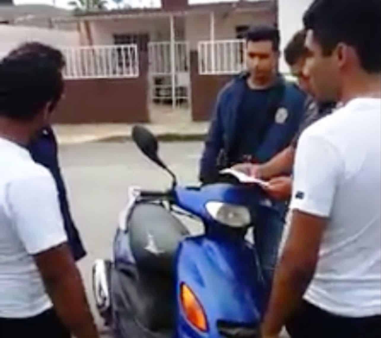 Juez calificador y agente de la Policía Municipal Preventiva de OPB coludidos para “agenciarse” una moto robada