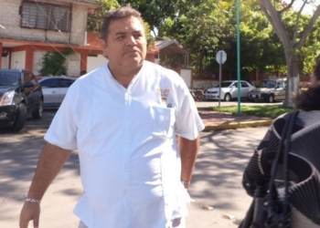 Socios-ayudantes denuncian presión de “El catrín” para reelegirse en el SUCHAA