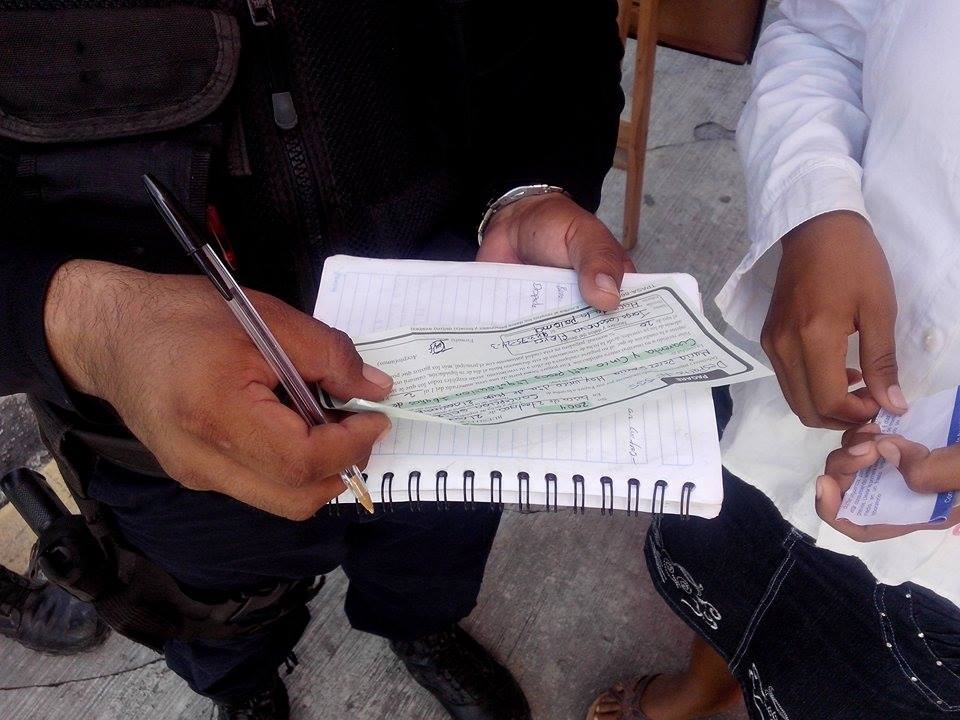 Le roban hasta los calzones a inocente mujer de La Unión