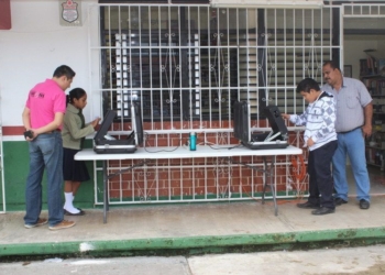 Utilizan Urna Electrónica Para Votaciones Escolares