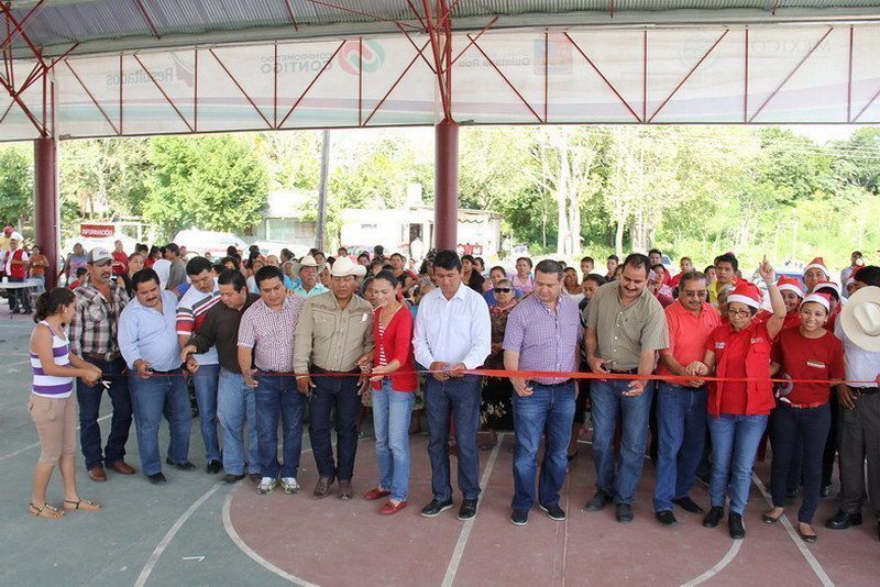 Inauguran domo deportivo en Río Verde, municipio de Bacalar