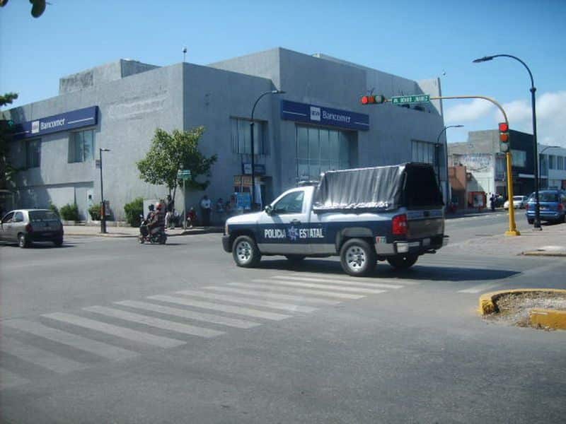 Ofrece Policía Municipal de OPB servicio gratuito de escolta para cuidar aguinaldos
