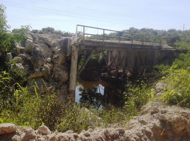 A paso de tortuga, pero se avanza en la reconstrucción de puentes y caminos en zonas rurales de OPB y Bacalar