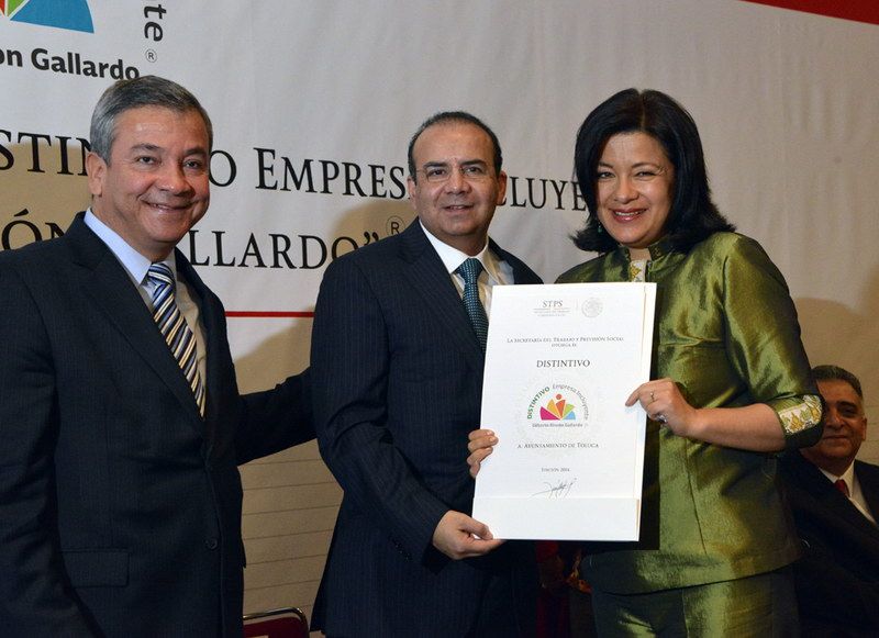 Entrega STPS distintivo empresa incluyente “Gilberto Rincón Gallardo”