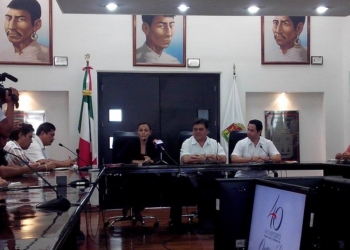 Emigran integrantes de la XIV Legislatura