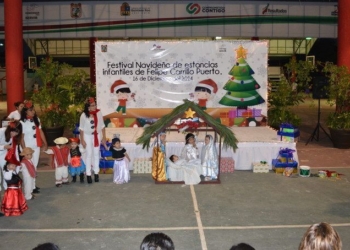 Festival Navideño para niños de estancias infantiles
