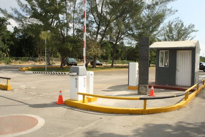Sensores, maquinas del estacionamiento y cámaras de seguridad lo primero en remodelarse en Aeropuerto de Chetumal