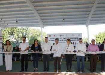 Reafirma Mauricio Góngora su compromiso con la educación de calidad