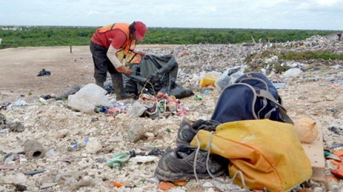 Pepenadores capitalinos hacen paro por injusticias de empresa “Revalue”