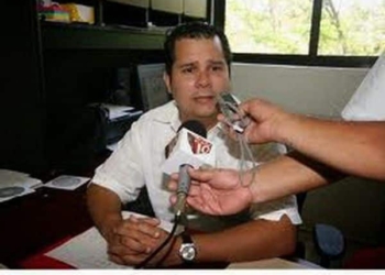 Hijo de empresario transportista pronostica pros y contras durante campaña proselitista