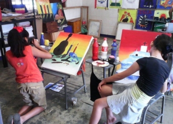 Maestro de artes plásticas pide más apoyo para juventud de Solferino