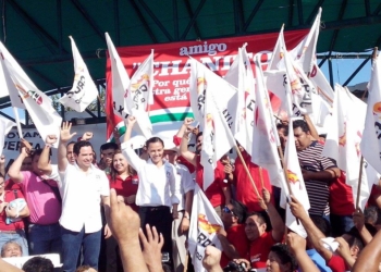 Chanito y Arlet presentan registro como precandidatos ante el PRI